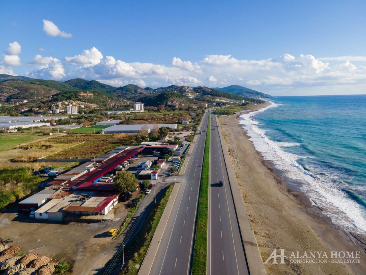 Фото купить продать недорогую квартиру недвижимость в доме жилом комплексе с видом на море Алания Хо